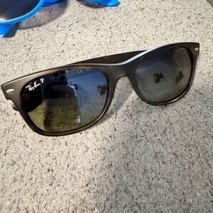 Ray-Ban POLARIZED NEW WAYFARER 55mm Tortoise shell  Sunglasses NEVER WORN!